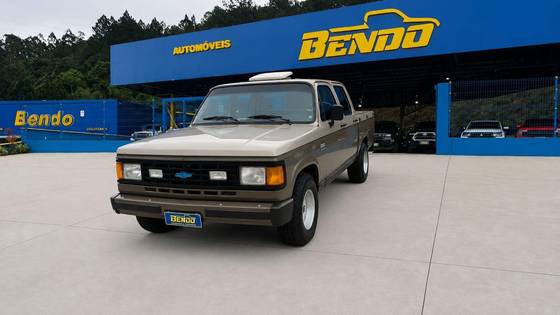 CHEVROLET D20 4.0 CUSTOM DE LUXE CD 8V DIESEL 4P MANUAL CHEVROLET D20 4.0 CUSTOM DE LUXE CD 8V DIESEL 4P MANUAL